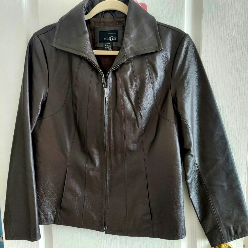 Women's Genuine Leather Jacket by East 5th- Dark Brown Color, Size Medium Petite